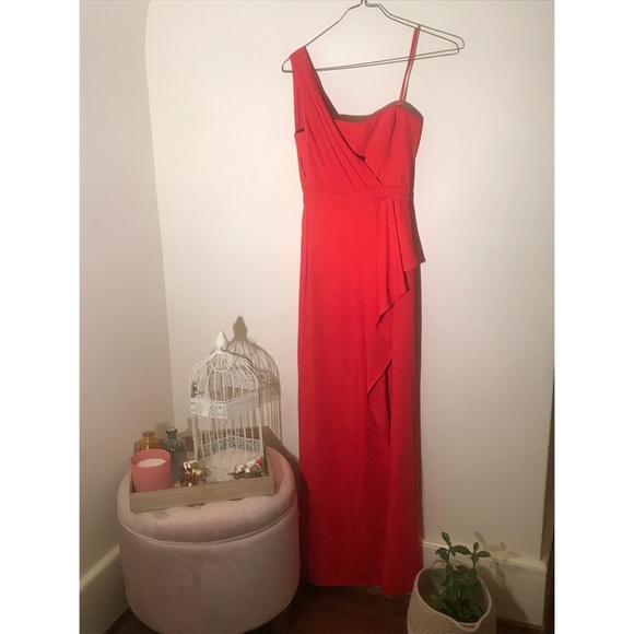 BCBGMAXAZRIA Red Peplum One Shoulder Gown - Picture 4 of 8